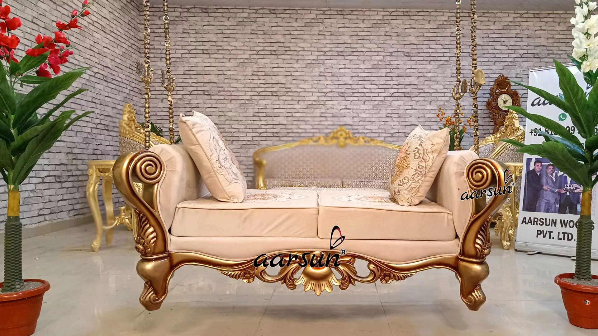Royal Hanging Swing Design view 3